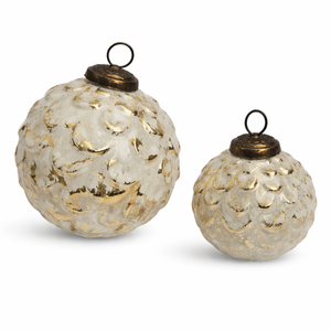 Ornements de Noël en verre effet blanc délavé avec feuille d'or, durables et de haute qualité, à prix réduit, très demandés - Product Image 1