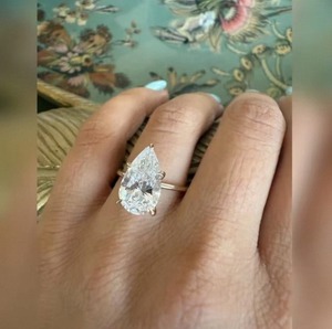 Anillo de Diamante Cultivado en Laboratorio con Corte de Pera de 4 Quilates para Mujer, Joyería de Oro de Lujo para Boda, Compromiso, Aniversario, Regalo en Oro de 9K, 14K, 18K - Product Image 2