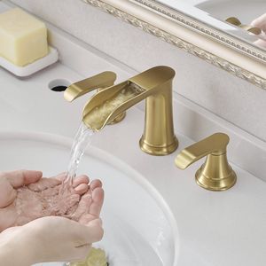 Rubinetto per lavabo bagno da 8 pollici in nichel oro con 3 fori e doppia leva, scarico a scomparsa incluso - Product Image 4