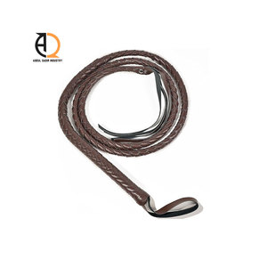 แส้หนังวัวแท้แบบถัก - Product Image 1