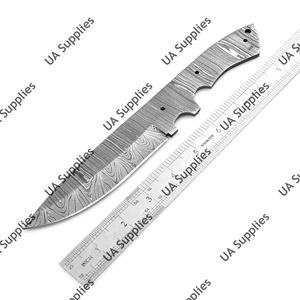 Cuchillo Profesional de Acero de Damasco con Hoja Fija para Caza, Camping y Supervivencia, Punta Caída, Construcción de Alta Calidad, Personalizable - Product Image 5