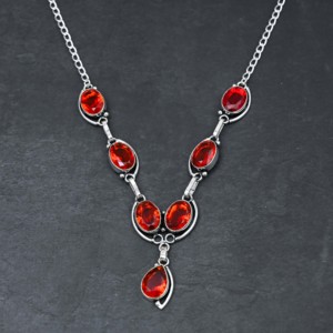 Collar de granate rojo hecho a mano y personalizado, plata de ley 925, joyería con piedras preciosas, elegante regalo hecho a mano para el Día de San Valentín para ella, para mujeres. - Product Image 2