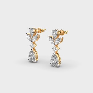 Pendientes de Diamantes con Corte de Pera, Chapados en Oro de 18K, Diseño de Flor con Engaste de Garras, Joyería de Lujo para Bodas - Product Image 3