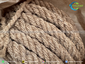 Corde en fibre de coco torsadée durable pour la fixation extérieure et le soutien des projets de paysagisme et de construction de jardins - Product Image 2