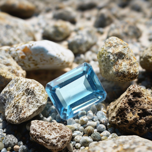 Octágono facetado Calibrado Piedra preciosa Joyería Laboratorio Topacio azul Octágono Esmeralda Corte Piedra Tratamiento Aplicado Piedra preciosa suelta - Product Image 4