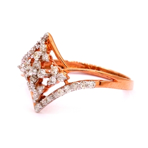 แหวนหมั้นเพชรและทองคำเพาะเลี้ยงในห้องปฏิบัติการ ได้รับการรับรองจาก IGI INGEMCO เพชรทรงบริลเลียนต์ ฝังแบบหนามเตย สไตล์คลาสสิก ทองคำบริสุทธิ์ 14K สำหรับผู้หญิง - Product Image 2