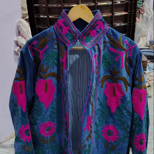 Veste en velours royal brodée Sujani - Product Image 1