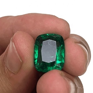 Non traitées Zambienne Emerald Naturel Lâche 11.16 Cts Pierres Précieuses de Grande Taille Bijoux De Production Profonde Vert Vif Excellente Coupe - Product Image 1