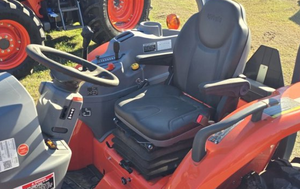 Tracteur compact Kubota L60LE série L3560 d'occasion en bon état, en stock - Product Image 2