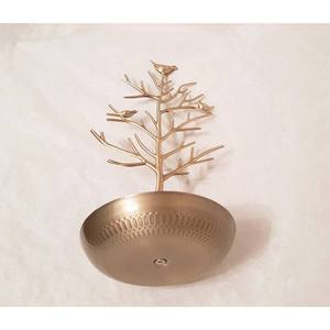 Présentoir à bijoux en métal en forme d'arbre avec oiseaux et plateau rond, organisateur de bijoux pour boucles d'oreilles, bagues, bracelets et colliers - Product Image 2