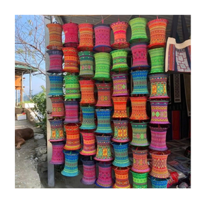 Mejor Regalo 2026: Linterna Textil Hmong de Vietnam, Lámpara Decorativa Hecha a Mano de Tela de Brocado de Seda Colorida para Festivales Culturales y Uso Exterior - Product Image 3
