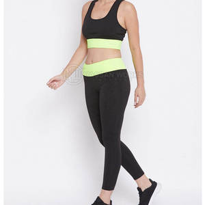Ensemble de yoga deux pièces pour femme, respirant, très élastique, sans couture, pour le fitness, avec legging ajusté, service OEM - Product Image 3