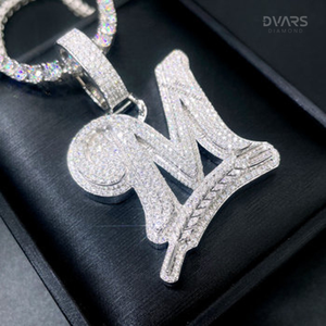 Colgante Personalizado con Letra Inicial VVS Moissanite, Totalmente Cubierto de Diamantes, Alfabeto de la A a la Z, Número, Plata de Ley 925, Chapado en Oro de 18K - Product Image 4