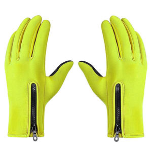 Guantes de Invierno para Ciclismo, Puños Largos, Compatibles con Pantalla Táctil, Palma Antideslizante, Material de Poliéster, Manténgase Seco y Seguro, Uso en Invierno Extremo - Product Image 2