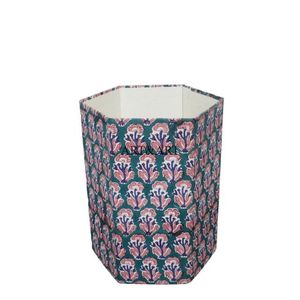 Poubelle en carton DIY écologique, fabriquée à la main, imprimée de motifs floraux, recouverte de tissu en coton, idéale pour la décoration intérieure - Product Image 1