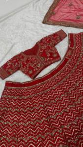Conjunto de Lehenga Choli Rojo para Boda, con Estampado Floral y Dupatta Bordada, Traje Tradicional Indio para Novia, Largo hasta el Suelo - Product Image 4