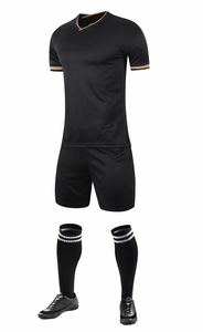 Ensemble de maillot de football personnalisé 100% polyester, impression sublimée, manches courtes, unisexe, vêtements d'équipe pour adultes, évacuation de l'humidité, toutes saisons - Product Image 3