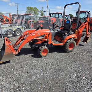 Mini-chargeuse sur pneus Kubota BX23S d'occasion, compacte, 4x4, pour travaux de jardinage et de construction - Product Image 2