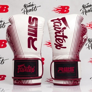 Gants de boxe blancs et gris en cuir, à doigts entiers, fermeture auto-agrippante, équipement d'entraînement professionnel avec rembourrage doux, Fairtex authentique - Product Image 6