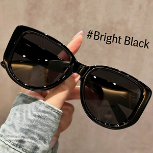 2026 Fashion Modern Women Vintage Square Frame Retro UV400 Ladies <b>Sunglasses</b> - Product Image 4