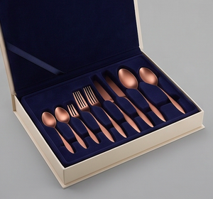 Ensemble de couverts en or rose mat, acier inoxydable moderne, résistant à la rouille, pour mariage et usage en table - Product Image 6