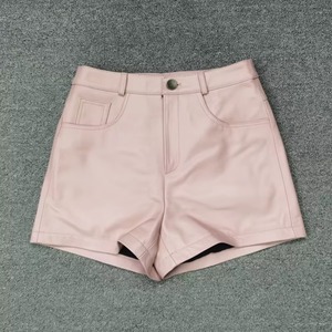 Shorts en cuir de mouton pour femme, taille mi-haute, coupe ajustée, respirants, style streetwear décontracté, avec ceinture personnalisable - Product Image 6