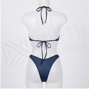 Ensemble de yoga 2 pièces imprimé papillon bleu avec finition dorée, body à col en V profond et jupe portefeuille longueur genou - Product Image 3