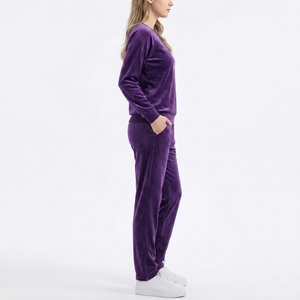 Ensemble décontracté moderne pour femmes, haut à manches longues et col rond, pantalon droit confortable - Product Image 2