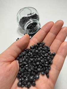 Masterbatch noir de qualité vierge pour la fabrication de plastiques par extrusion PE PP, stabilité thermique et UV, matériaux d'extérieur, géotextiles - Product Image 1