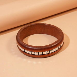 Brazalete de madera natural con grabado geométrico simple JS, pulsera gruesa de madera hecha a mano, brazalete grande de madera natural - Product Image 5