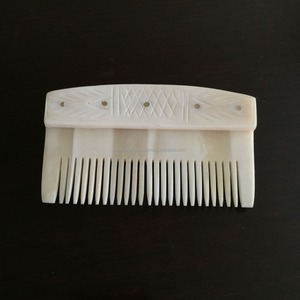 Peine de Hueso Natural Estilo Vintage, Accesorio para el Cabello Hecho a Mano - Product Image 5