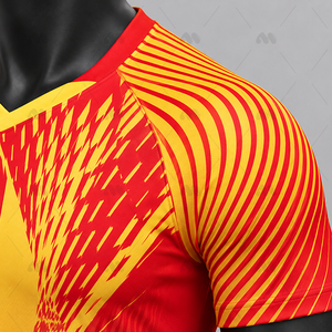 เสื้อฟุตบอลอเมริกัน/ฟุตบอลสั่งทำขายส่ง พิมพ์ลายด้วยความร้อน ระบายอากาศได้ดี แห้งเร็ว โพลีเอสเตอร์ 100% คอวี แขนสั้น - Product Image 5