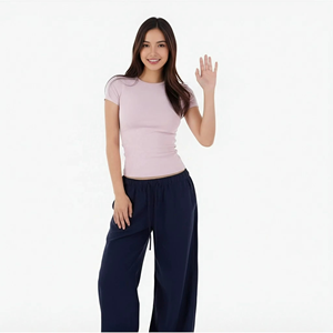 Camiseta de Cuello Redondo para Mujer, Corte Ajustado, Estilo Básico Y2K, Camiseta Lisa de Manga Corta para Mujer - Product Image 4