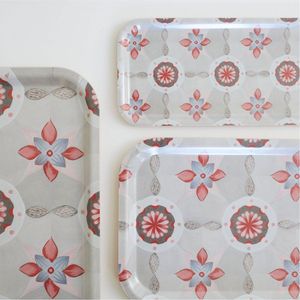 Plateau de service rectangulaire en métal à motif floral nordique, assiette décorative pour dîner, plateau à nourriture, café, thé pour restaurant, maison, hôtel, fête - Product Image 1