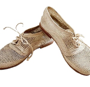 รองเท้าแตะราฟเฟอร์ธรรมชาติสำหรับผู้หญิง - Product Image 1