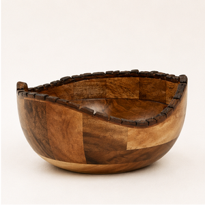 Tazón de Madera de Mango Hecho a Mano con Borde de Corteza Natural, Ecológico y Sostenible, para Frutas y Ensaladas - Product Image 1
