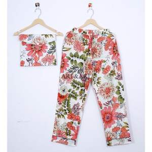 ชุดนอนฤดูร้อนลายดอกไม้ผ้าฝ้าย ดีไซน์ใหม่สวยหรู ขายดี มีหลายขนาดให้เลือกสำหรับผู้หญิง - Product Image 3