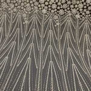 Tissu en maille brodé de perles, orné de fleurs et de sequins, pour robe de mariée, dentelle textile de créateur, haute couture - Product Image 5