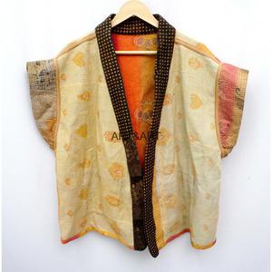 Nueva llegada, hermosa chaqueta Kantha vintage de algodón con patchwork, estilo étnico bohemio, kimono Kantha para mujer - Product Image 4