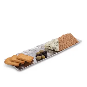 Plateau de service rectangulaire en métal avec motif végétal pour les collations de fête et la présentation de fromages, design classique durable - Product Image 2