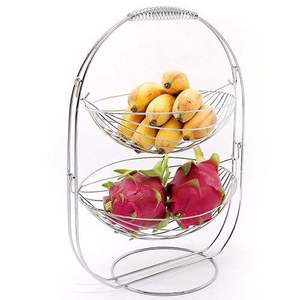 Cesta de frutas espaciosa de hierro para organizar manzanas, plátanos, naranjas y frutas frescas en la encimera de la cocina. - Product Image 1