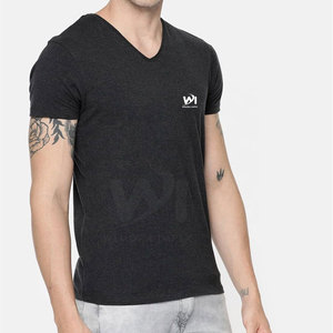 เสื้อยืดคอวีผ้าฝ้าย 100% ทรงหลวมใส่สบายสำหรับผู้ชาย พิมพ์โลโก้ตามสั่ง เสื้อยืดคอวีผู้ชายสไตล์สตรีทแวร์ - Product Image 4