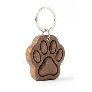 Llavero de madera personalizado, grabado, hecho a mano, para regalos, bolsos, accesorios y uso diario. - Product Image 2