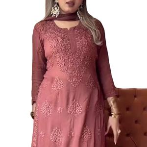 Célébrez la tradition avec notre broderie patrimoniale de luxe/Tissus tissés à la main de l'ère moghole/Costume Anarkali salwar pour la mariée - Product Image 1