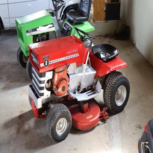 รถแทรกเตอร์ตัดหญ้า Massey Ferguson ขับเคลื่อน 4 ล้อ เครื่องยนต์ 40 แรงม้า พร้อมเกียร์ ปั๊ม และลูกปืน สำหรับใช้งานในสวนและฟาร์ม - Product Image 4