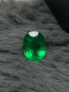 Piedra Preciosa Suelta de Esmeralda Verde Natural, Corte Ovalado, Origen ZM, para Joyería - Product Image 5
