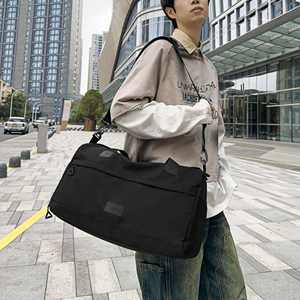 Bolsa Deportiva de Baloncesto, Yoga y Gimnasio con Logotipo Personalizado, Bolsa de Viaje Impermeable de Gran Capacidad para Hombres y Mujeres - Product Image 6