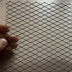 Malla Metálica Expandida de Acero CR Industrial, Rollo con Orificios en Forma de Diamante para Filtración Fina, Elementos Filtrantes y Protección de Seguridad - Product Image 1