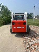Chargeur compact d'occasion, chargeur sur roues à bas prix, mini-chargeur S330, chargeur à direction déportée