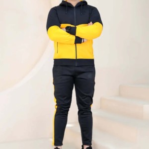 เสื้อสเวตเชิ้ตมีฮู้ดสีดำเหลืองสำหรับผู้ชาย แขนยาว สวมใส่สบายๆ ในฤดูใบไม้ร่วง มีกระเป๋าข้าง ผลิตจากผ้าฝ้าย 100% - Product Image 2